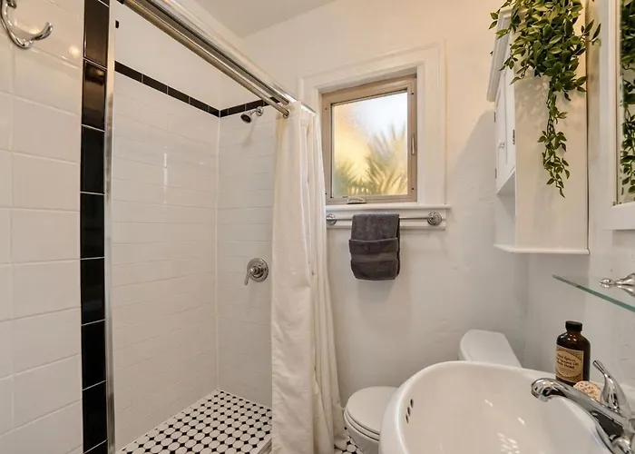 Apartamento Near Upmc, Cmu, Pitt & Walnut And Free Parking